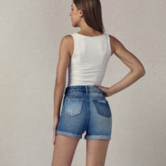 Simple Society super high rise roll cuff shorts, Size 9/29,  NWT - Picture 2 of 9